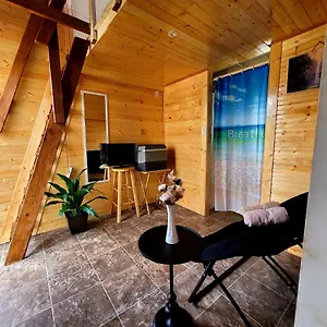 #1 Cabin Tiny House With Kitchen Equipped With Essentials Near At The Volcano Park Holiday home